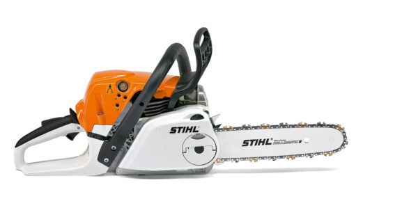 Product image for Stihl petrol powered chainsaw model ms231C-BE